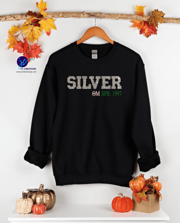 A black sweatshirt with the word silver on it.